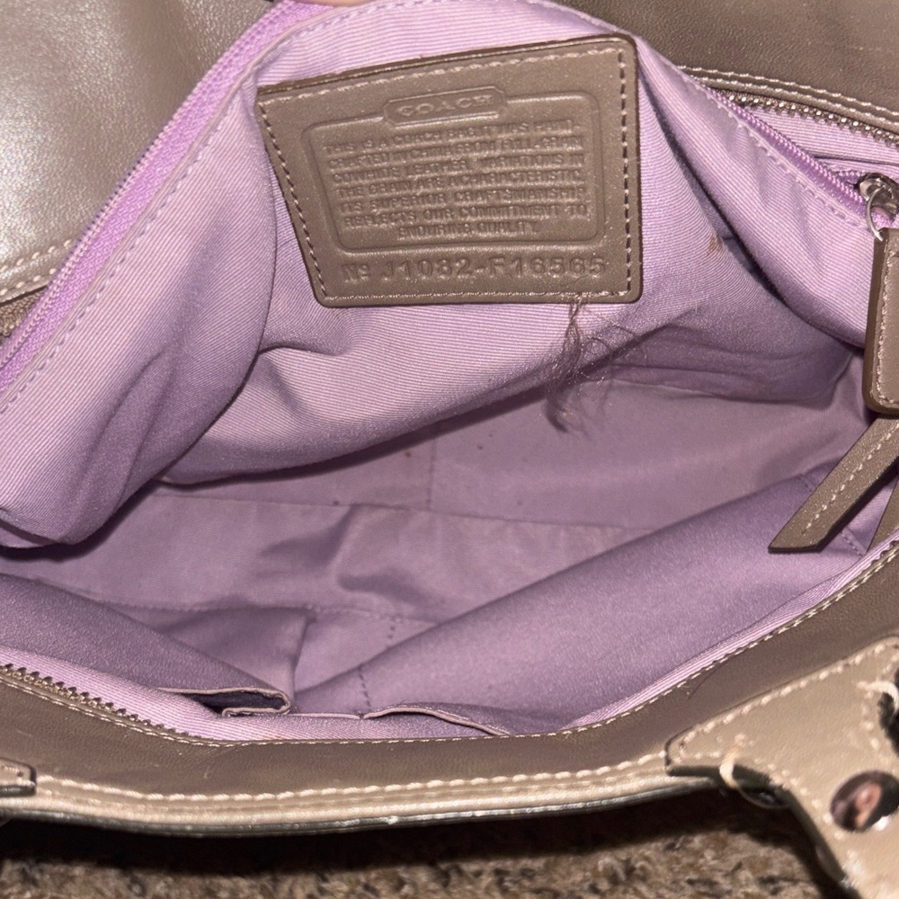 RARE LIMITED EDITION  vintage Coach Gallery Gray Tote Bag in Leather - Picture 9 of 10